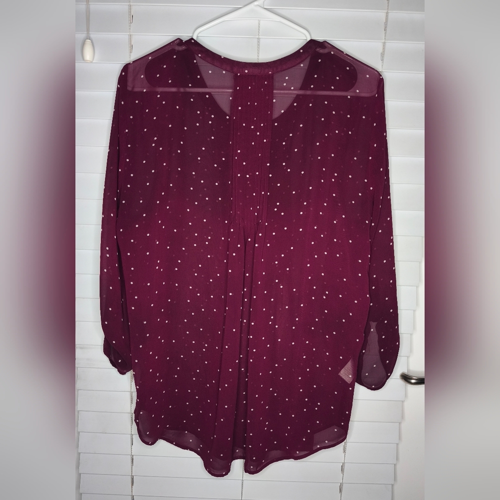 Daniel Rainn Women's Blouse Size L  Burgundy Sleeve 3/4 Crew Neck - Picture 2 of 9